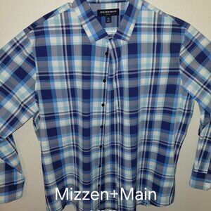 Long sleeve dress shirt